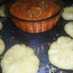 A picture of Paneer Momos.
