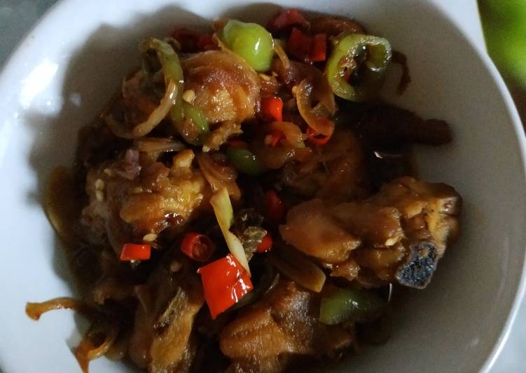 Langkah Mudah untuk Membuat Ayam goreng pedas manis Anti Gagal