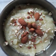 A picture of Aloo (potato) halwa.