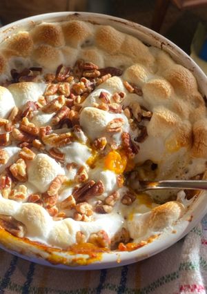Foto de Purê de batata-doce com marshmallows e nozes