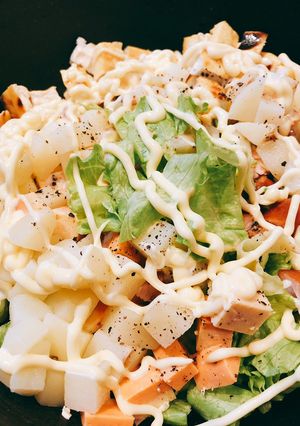 Hình của món Salad thập cẩm.