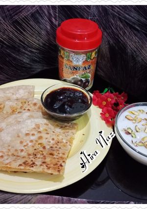 A picture of Kheer.                          (Channay ki daal ka paratha with kheer and plum Chutney).