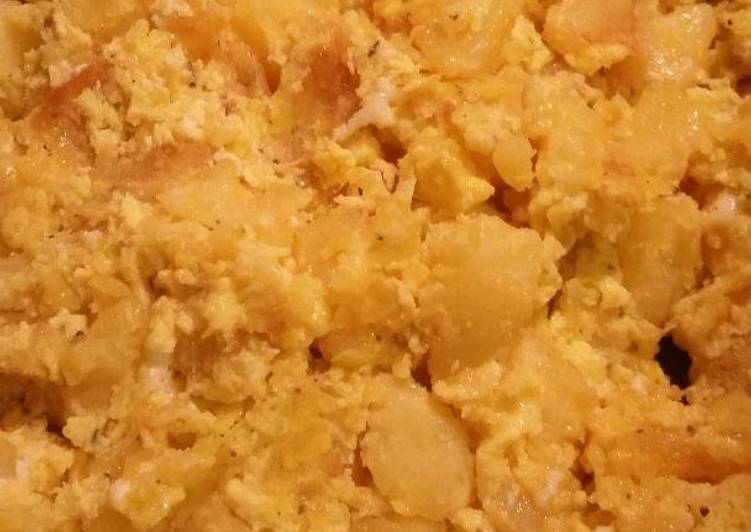Steps to Make Homemade Potato &amp; Eggs