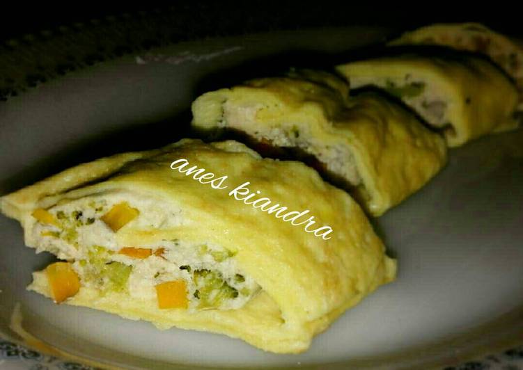Resep Chicken egg roll (mpasi 1y+) yang Bisa Manjain Lidah