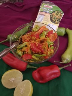 રાઈ વાળા મરચાં (Rai Vala Marcha Recipe In Gujarati) રેસીપી મુખ્ય ફોટો