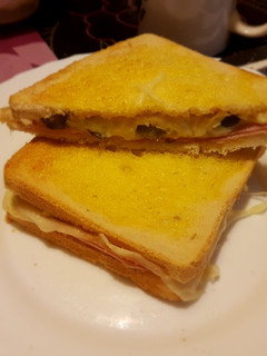Una foto de Sándwich agridulce
