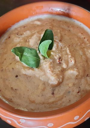 उपवासाची शेंगदाण्याची चटणी (upwasachi shengdanachi chutney recipe in marathi) रेसिपी चे मुख्य फोटो 