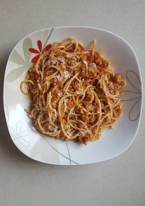 O poză a rețetei Paste bolognese.