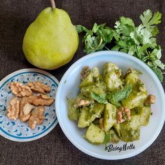 A picture of Pear Salad.