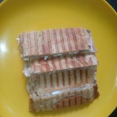 A picture of Toasted bread.