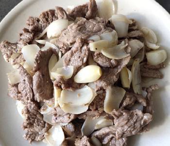 Ultimate Serving Recipe Beef with Lotus Flower Delicious Nutritious