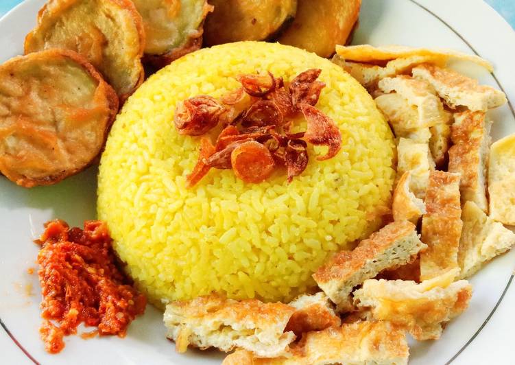 Rahasia Bikin Nasi Kuning Rice Cooker yang Lezat Sekali