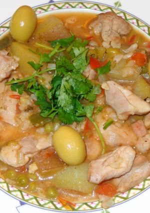 Una foto de ASOPAO DE POLLO DESHUESADO. JON STYLE
