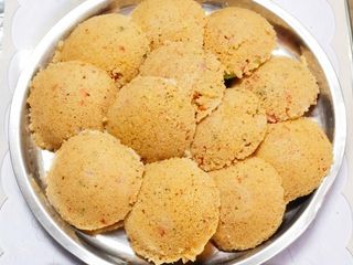 वेज मसाला दलिया इडली