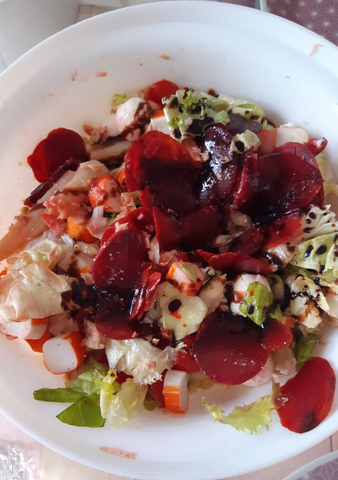 Una foto de Ensalada mediterránea