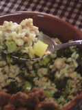 Cebada perlada con text. de soja y verduras