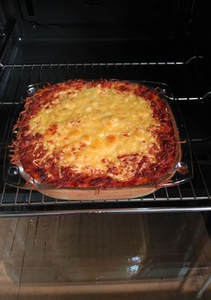 Foto principal de Pastel de carne con jamón serrano y puré de patatas