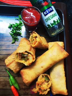 वेज स्प्रिंग रोल (Veg Spring Roll recipe in hindi) रेसिपी मुख्य फोटो
