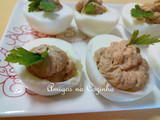 Ovos com Pasta de Sardinha Picante