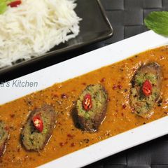 A picture of Mutton Seekh Kebab in Tomato Gravy.
