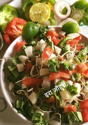 अंकुरित आहार (Ankurit aahar recipe in hindi) रेसिपी मुख्य फोटो