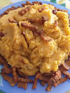 Una foto de Patatas revolconas