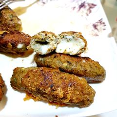 A picture of Chicken cheese seekh.