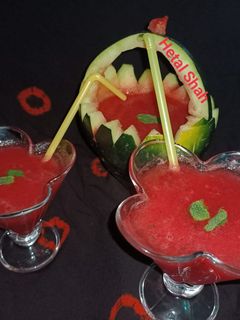 वोटरमेलन जूस(watermelon juice recipe in hindi) रेसिपी मुख्य फोटो