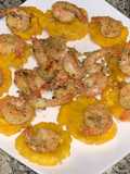 Tostones con camarones