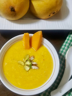 A picture of Alphonso Mango Kheer.