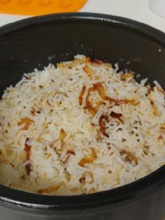जीरा राइस तड़का (Jeera rice tadka recipe in Hindi) रेसिपी मुख्य फोटो
