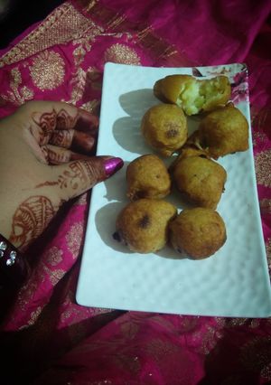 स्टफ्ड गुलगुले (Stuffed Gulgule recp रेसिपी मुख्य फोटो
