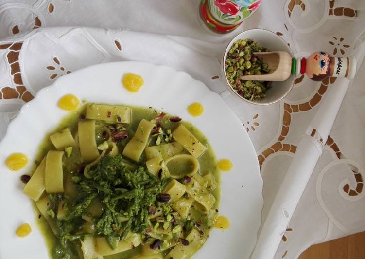 Calamarata di asparagi e gocce di zucca