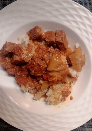 Sertéspörkölt recept fotója