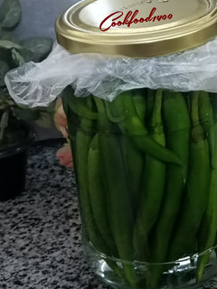 عکسی از دستور ترشی فلفل سبز تند