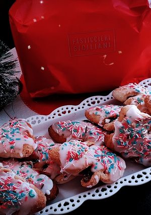 Foto di Buccellati o "cosi ruci"... i dolci delle feste