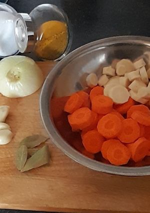 Nyugger babgulyás recept fotója