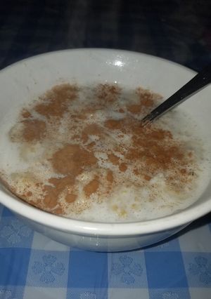 Una foto de Avena con leche