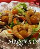 Ensalada con brochetas de gamba