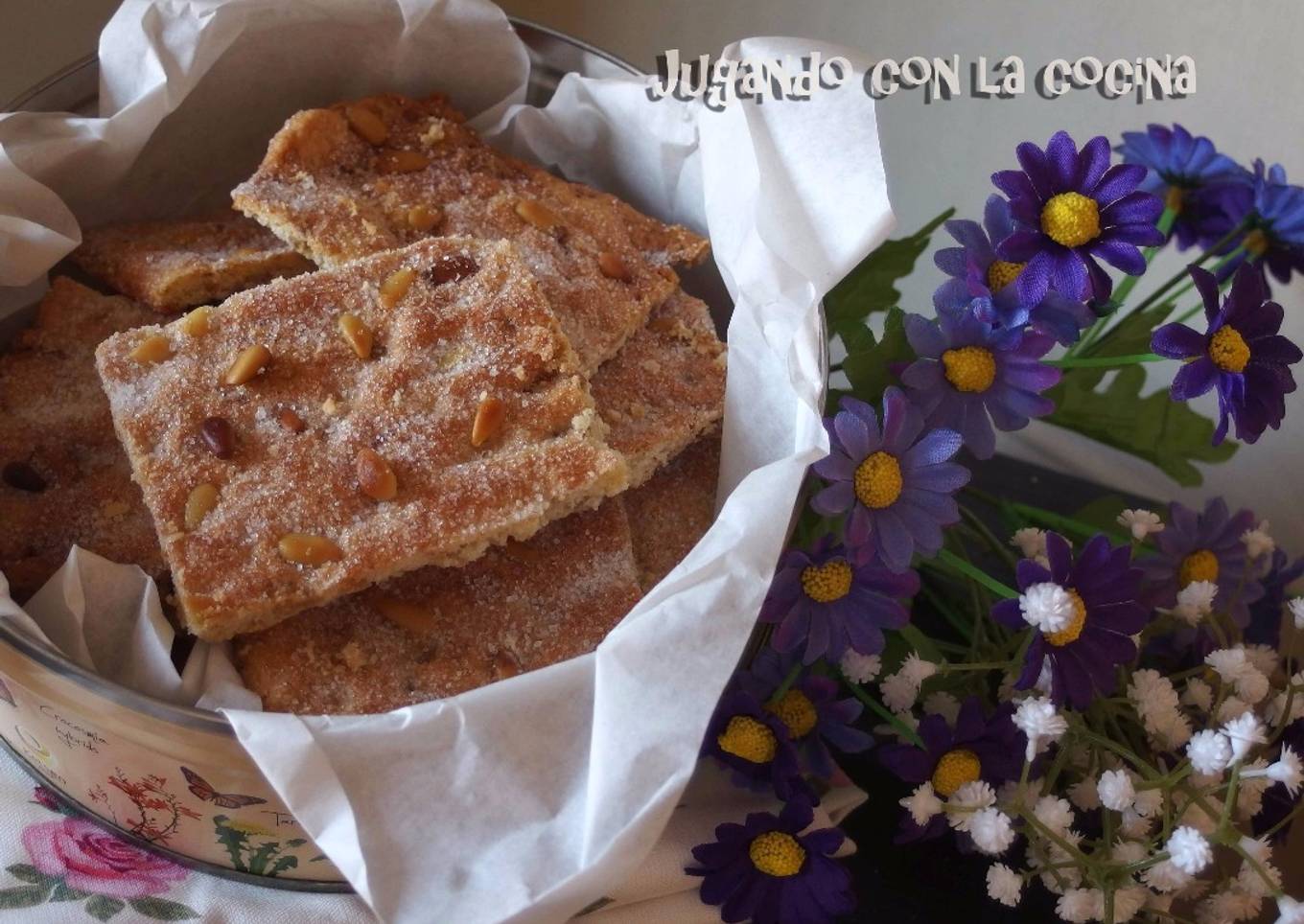 Coca de Llardons (Chicharrones) - Thermomix