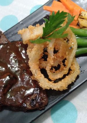 Foto resep Steak beef with union ring ala rumahan termudah dan enak bgt 👍