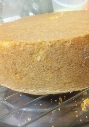 A picture of Pinacolada cake.