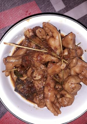 Foto resep Ceker bakso semur minimalis