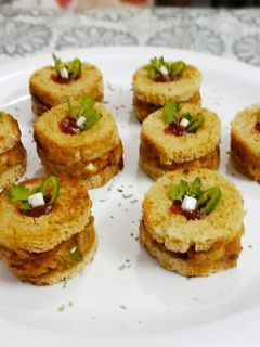 मिनी सैंडविच (Mini Sandwich recipe in hindi) रेसिपी मुख्य फोटो