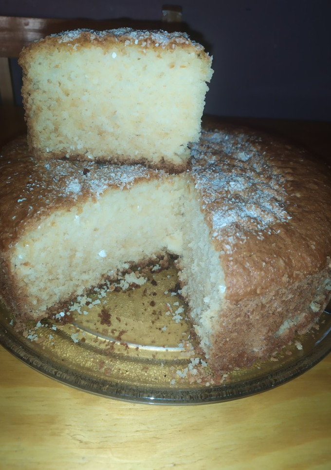 Una foto de Torta de coco húmeda. 🥥