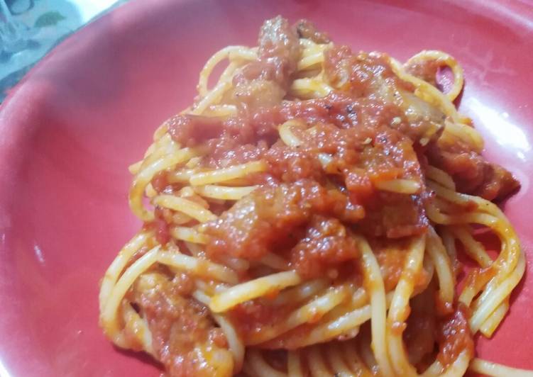 How to Prepare Veloce Spaghettone all&#39;amatriciana, quella vera