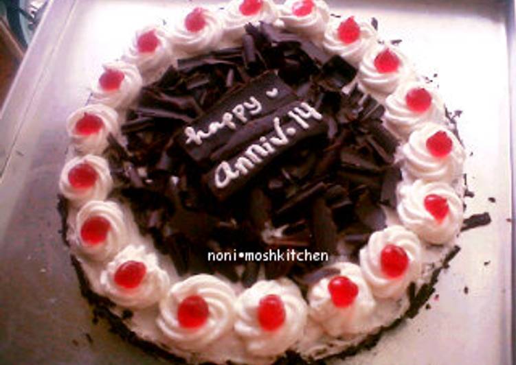Bagaimana Menyiapkan Blackforest iritsss yang Lezat