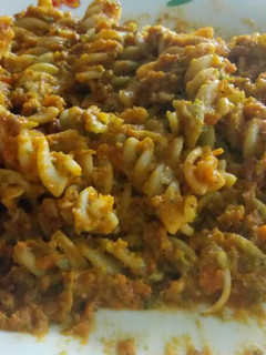 Una foto de Pasta con falsa boloñesa (vegetariana)