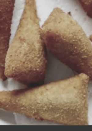 A picture of Cheesy cone.