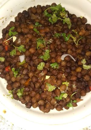 A picture of Fried chana chaat ❤️.